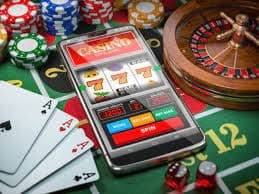 Pengguna melakukan pengaturan privasi dan kontrol data secara mandiri
